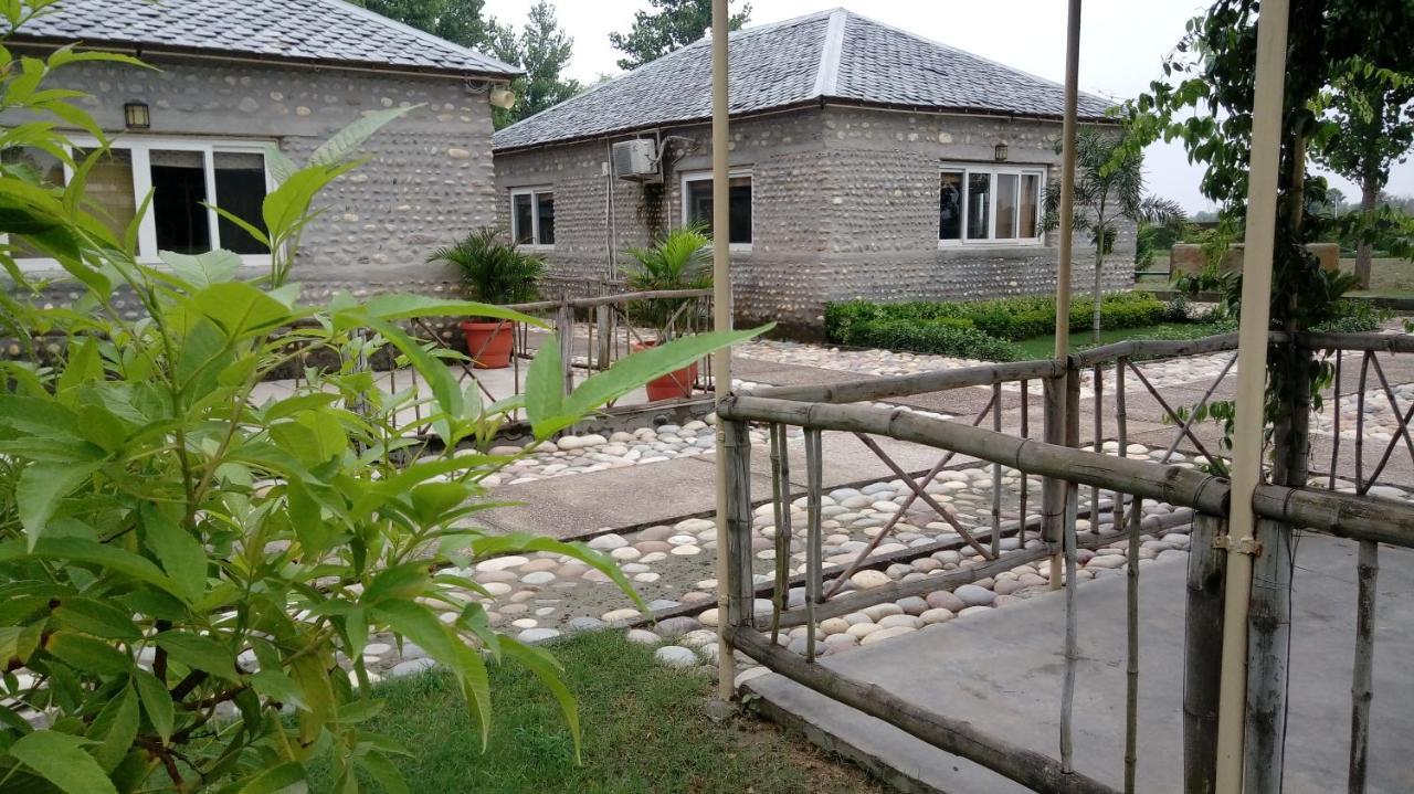 Anand At The Satluj Hotel Anandpur Sahib Exterior photo